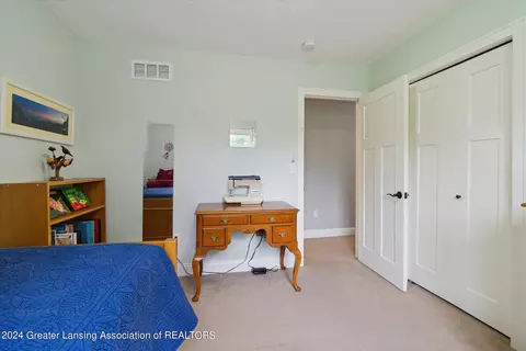 1352 Sebewaing Rd, Okemos, MI 48864 photo 28
