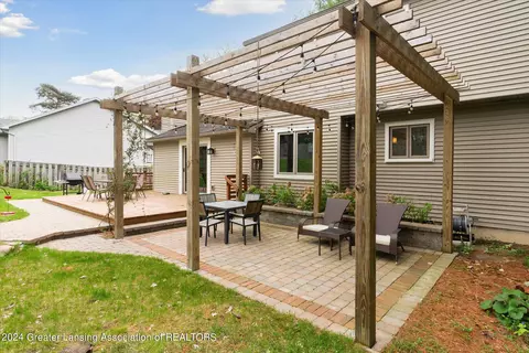 1352 Sebewaing Rd, Okemos, MI 48864 photo 42