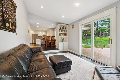 1352 Sebewaing Rd, Okemos, MI 48864 photo 15