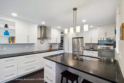1352 Sebewaing Rd, Okemos, MI 48864 photo 6
