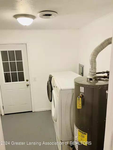 Other - 1918 John St, Lansing, MI 48906 photo 4 of 5