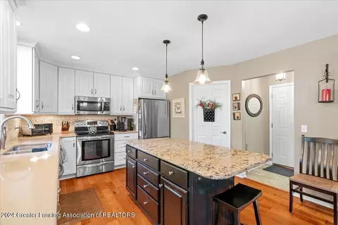 13177 Watercrest Dr, Dewitt, MI 48820 photo 15
