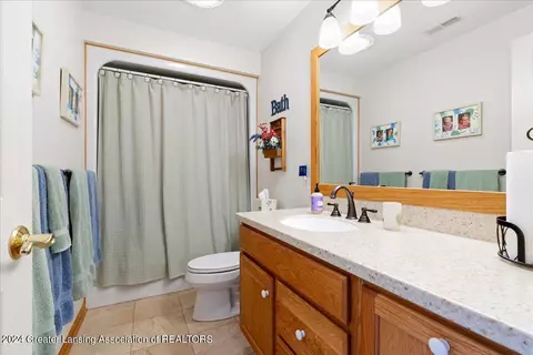 13177 Watercrest Dr, Dewitt, MI 48820 photo 32