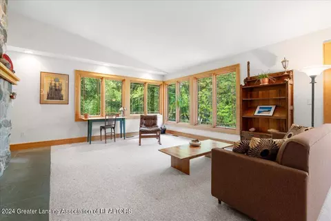 Living - 8358 Loomis Rd, Dewitt, MI 48820 photo 1 of 5