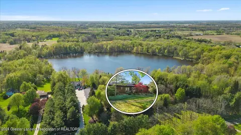 8358 Loomis Rd, Dewitt, MI 48820