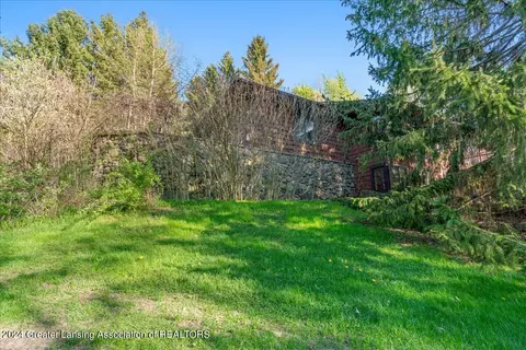 Exterior - 8358 Loomis Rd, Dewitt, MI 48820 photo 14 of 14