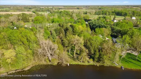 View/Area - 8358 Loomis Rd, Dewitt, MI 48820 photo 4 of 8