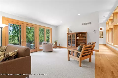 Living - 8358 Loomis Rd, Dewitt, MI 48820 photo 2 of 5