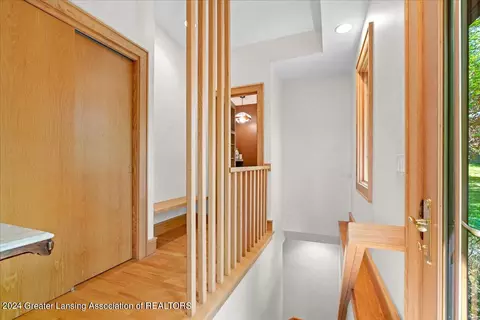 Entry Way - 8358 Loomis Rd, Dewitt, MI 48820 photo 3 of 4