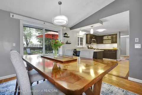 Dining - 1545 Franklin St, Haslett, MI 48840 photo 1 of 3