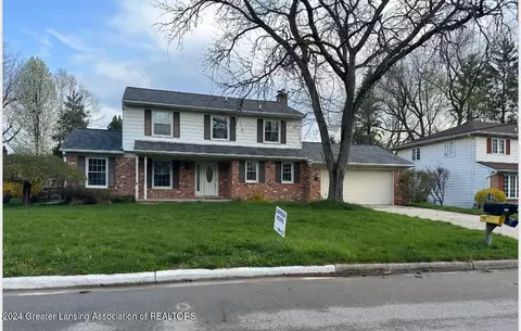 2182 Butternut Dr, Okemos, MI 48864