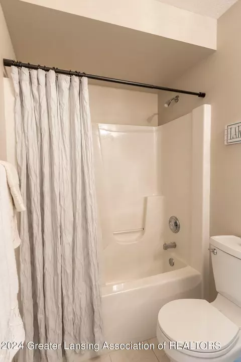 5568 Wild Iris Ln, Haslett, MI 48840 photo 43