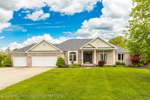 5568 Wild Iris Ln, Haslett, MI 48840