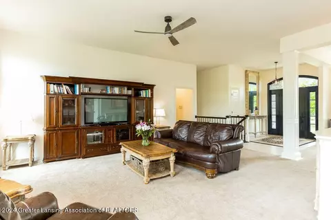 5568 Wild Iris Ln, Haslett, MI 48840 photo 10