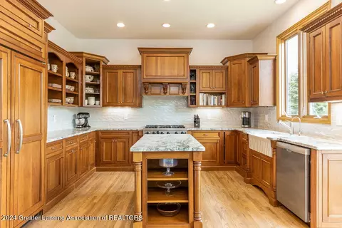 5568 Wild Iris Ln, Haslett, MI 48840 photo 18