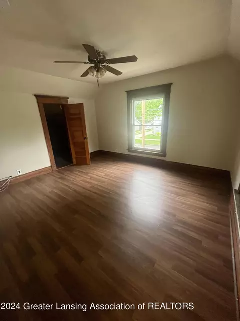 122 E Shaw St, Charlotte, MI 48813 photo 10