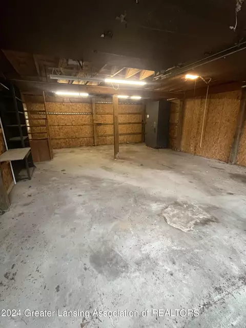 122 E Shaw St, Charlotte, MI 48813 photo 14