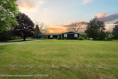 5627 W Grand River Rd, Laingsburg, MI 48848