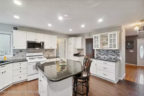 13041 Sherrington Dr, Dewitt, MI 48820 photo 16