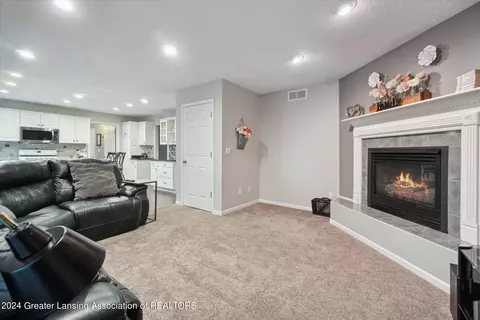 13041 Sherrington Dr, Dewitt, MI 48820 photo 14