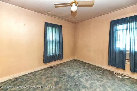 Bedroom - 2841 Webster Rd, Lansing, MI 48906 photo 2 of 4