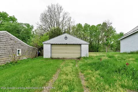 Exterior - 2841 Webster Rd, Lansing, MI 48906 photo 1 of 2