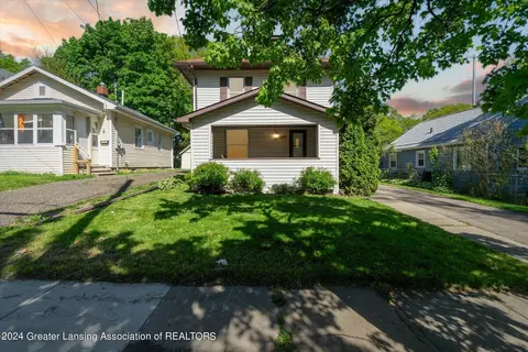 1139 Bensch St, Lansing, MI 48912