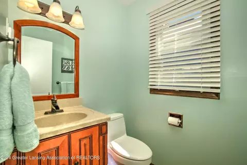 Bath - 4190 Beeman Rd, Williamston, MI 48895 photo 1 of 2