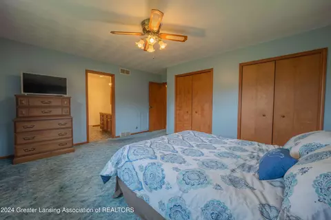 Bedroom - 6733 E Galway Cir, Dimondale, MI 48821 photo 5 of 5