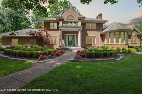 1305 Onondaga Rd, Holt, MI 48842