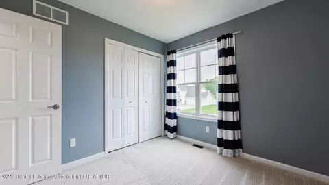 7607 Taragreen Dr, Lansing, MI 48917 photo 14
