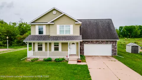 7607 Taragreen Dr, Lansing, MI 48917