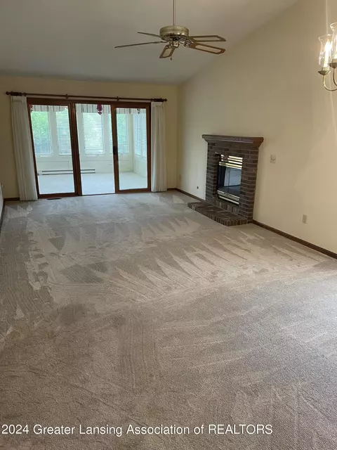 1306 Brookside Dr #77, Lansing, MI 48917 photo 3