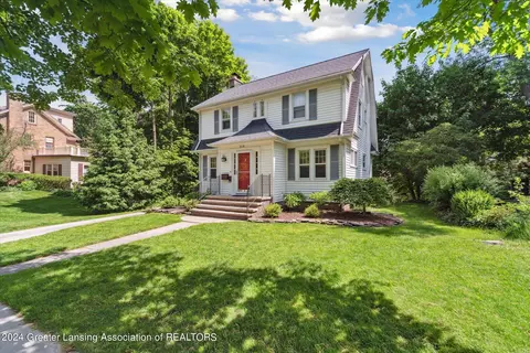 314 Chesterfield Pkwy, East Lansing, MI 48823