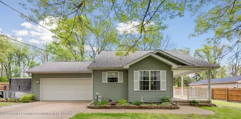 106 Demaris Ln, Battle Creek, MI 49014