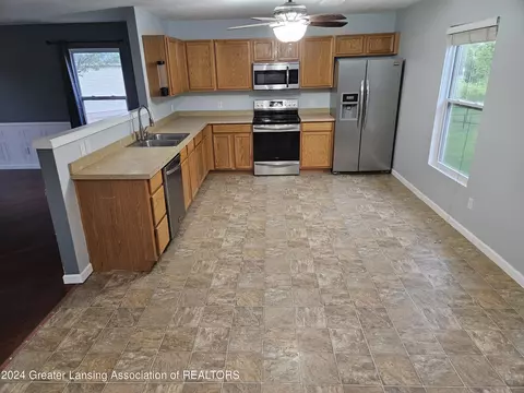 2193 Frontier Ct, Holt, MI 48842 photo 6