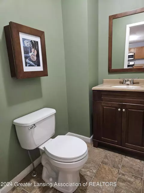 2193 Frontier Ct, Holt, MI 48842 photo 8