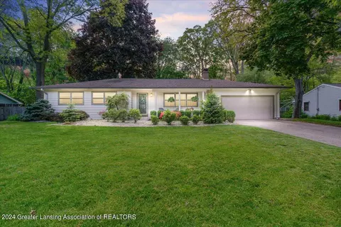 1639 Gilcrest Ave, East Lansing, MI 48823