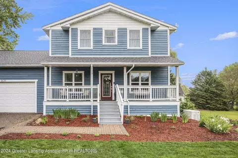 6635 Westview Dr, Laingsburg, MI 48848