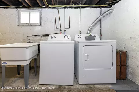 Undisclosed, Lansing, MI 48912 photo 17