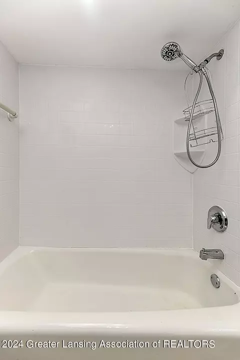Undisclosed, Lansing, MI 48912 photo 15
