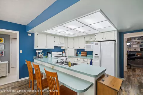 Kitchen - 203 E Clark St, Saint Johns, MI 48879 photo 4 of 4