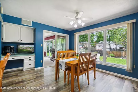 Dining - 203 E Clark St, Saint Johns, MI 48879 photo 2 of 3