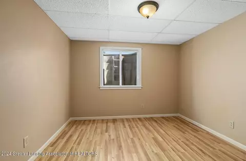 8644 Jacaranda Dr, Dimondale, MI 48821 photo 10