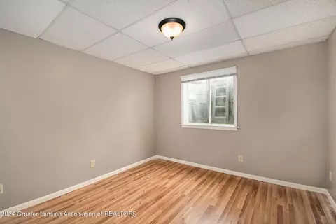 8644 Jacaranda Dr, Dimondale, MI 48821 photo 20