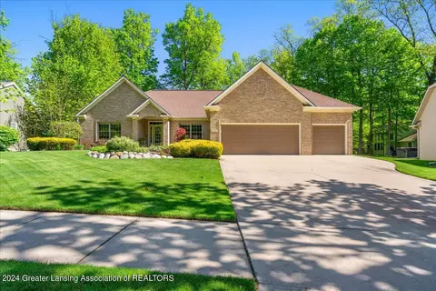 2522 Fedewood Ln, Dewitt, MI 48820