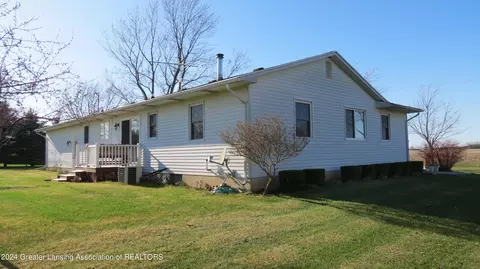 8990 E Maple Rapids Rd, Elsie, MI 48831 photo 2