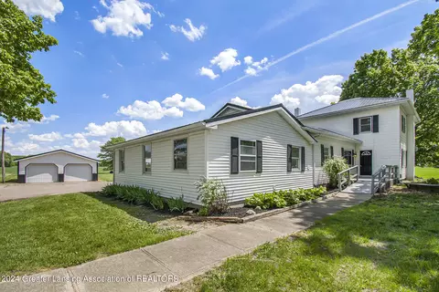4427 S Cochran Rd, Charlotte, MI 48813
