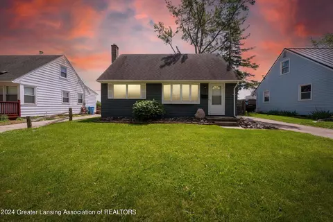 848 E Greenlawn Ave, Lansing, MI 48910