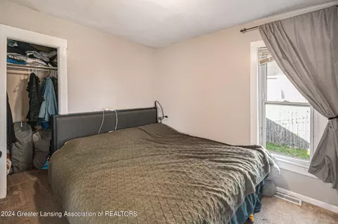 707 E Walker St, Saint Johns, MI 48879 photo 16